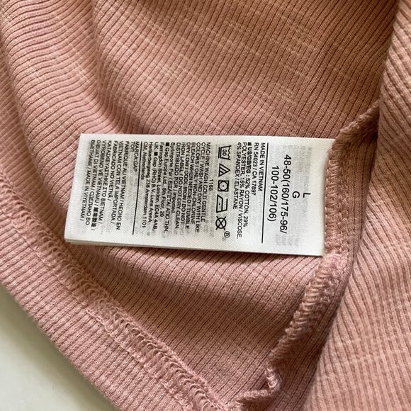 Gap Essential Rib Flutter Sleeve Tee, English Rose, Size L - Picture 4 of 4